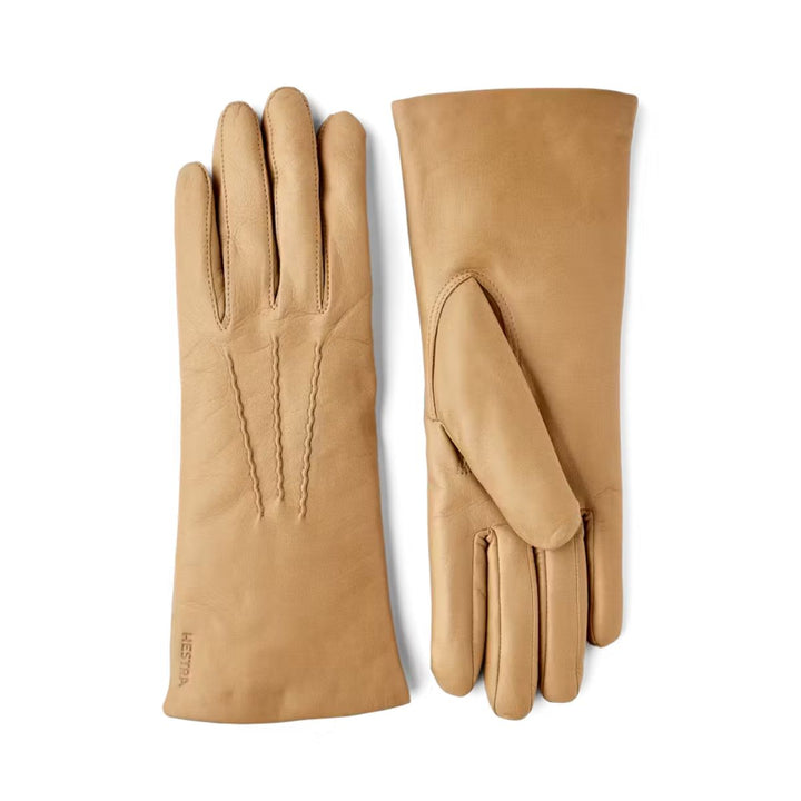 Voorkant en achterkant van de Hestra Isabel handschoen in het camel #kleur_camel