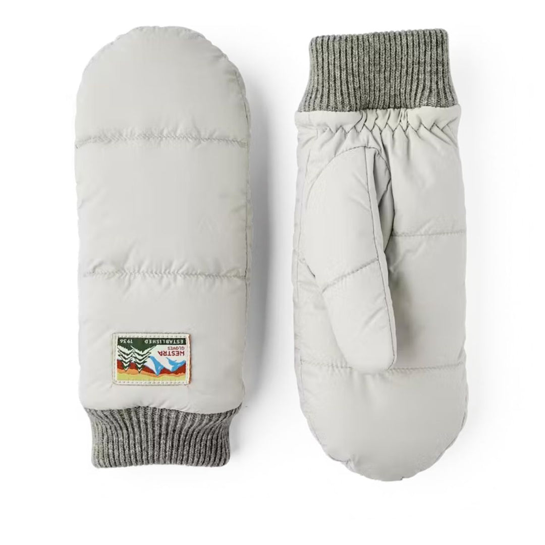 Voorkant en achterkant van de Hestra Otra Wanten beige #kleur_beige