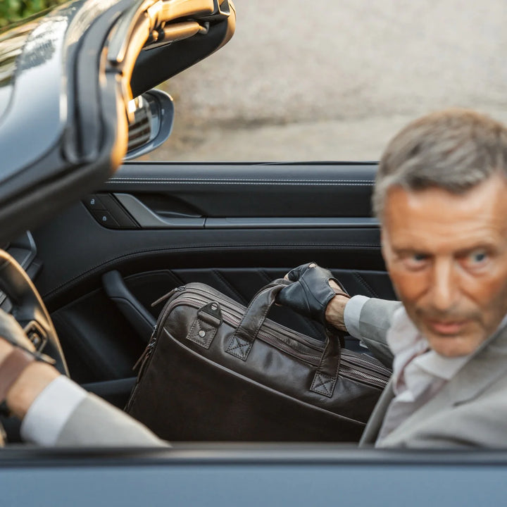 In gebruik #kleur_donkerbruin