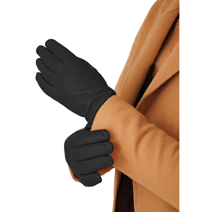 De Kessler Chelsea handschoen in het zwart in gebruik #kleur_zwart