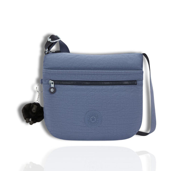 Voorkant Kipling ARTO crossbody tas blue-lover #kleur_blue-lover