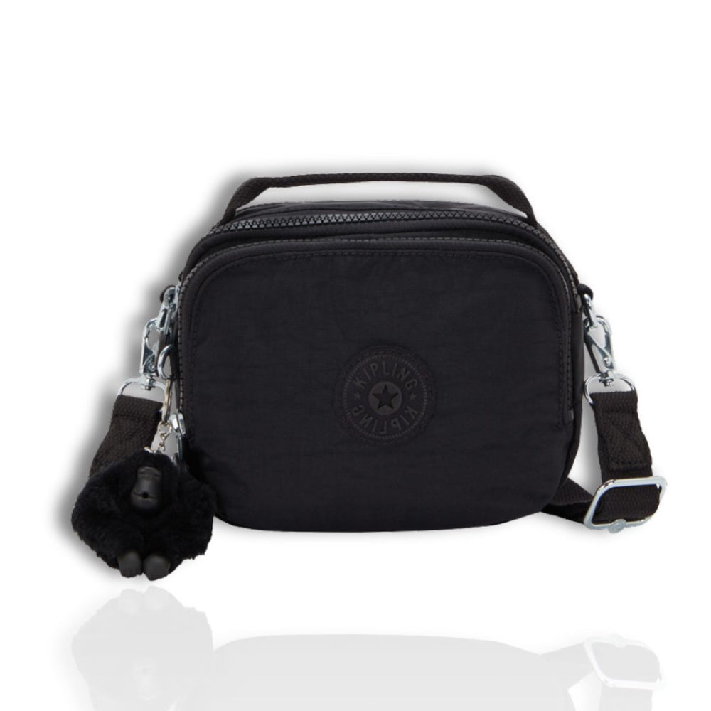 Voorkant van de Kipling Classic Cahir schoudertas in het zwart #kleur_zwart