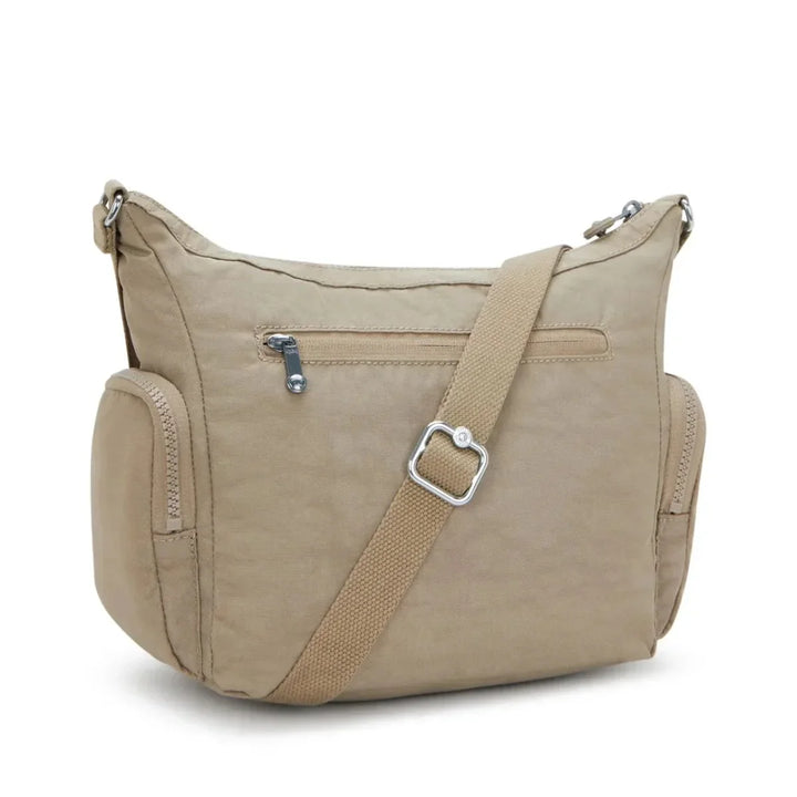 Achterkant van de Kipling Gabb s soft taupe #kleur_soft-taupe