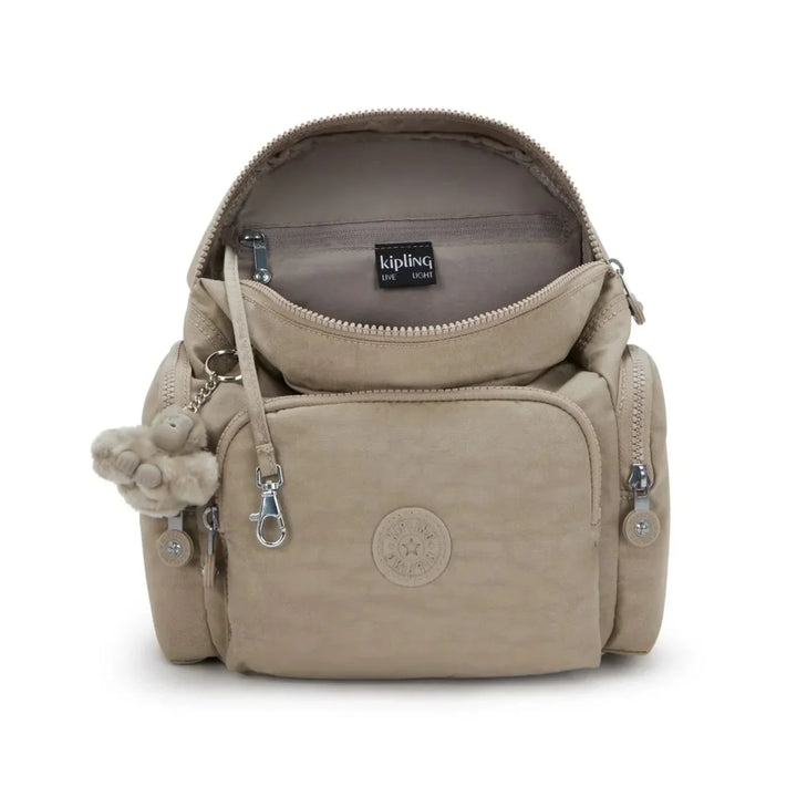Binnenkant van de Kipling City zip mini soft taupe #kleur_soft-taupe