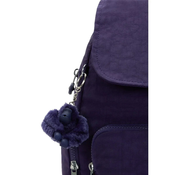 Details van het materiaal en de Kipling aap #kleur_moonit-blue
