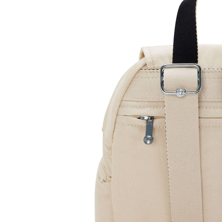 Achterkant Binnenkant Kipling City Zip Mini rugzak biege  #kleur_beige