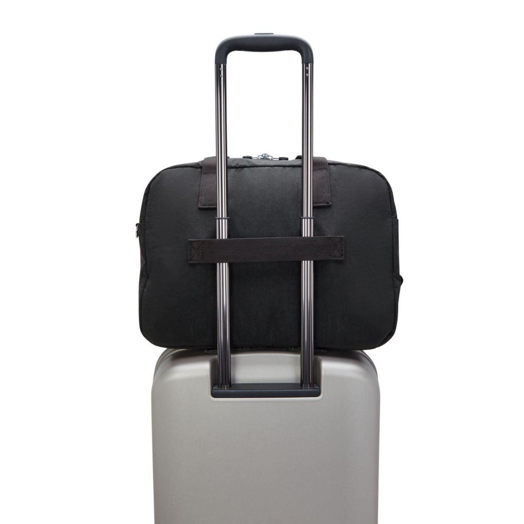 Op koffer #kleur_zwart