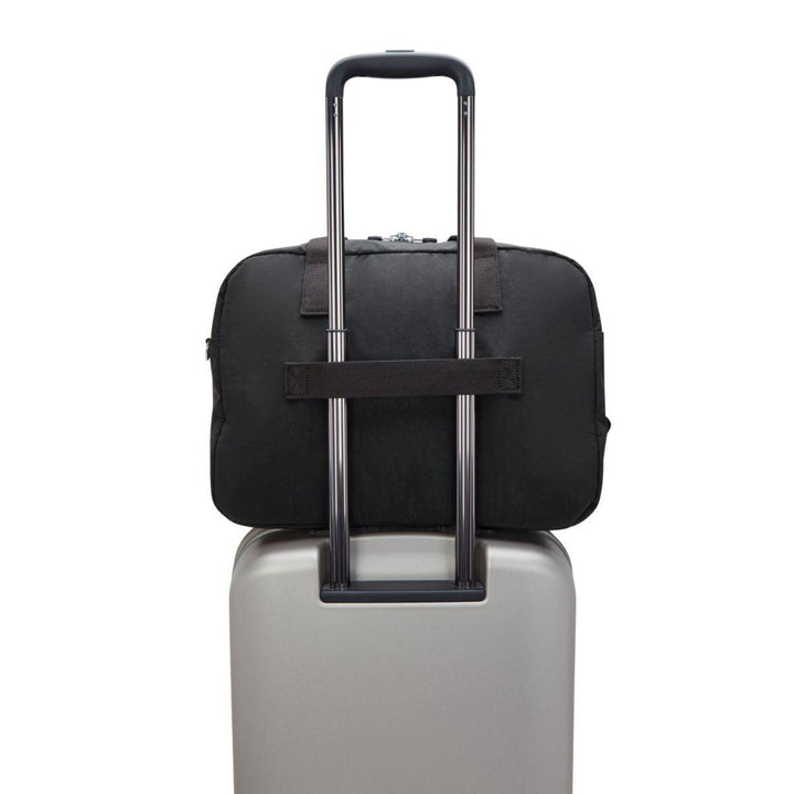 Op koffer #kleur_zwart