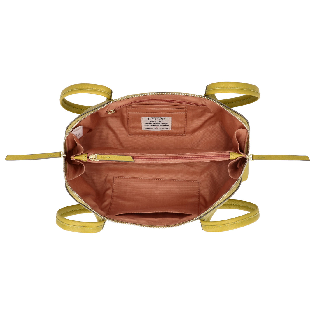 Binnenkant van de LouLou ELO schoudertas in Cress-Green #kleur_cress-green