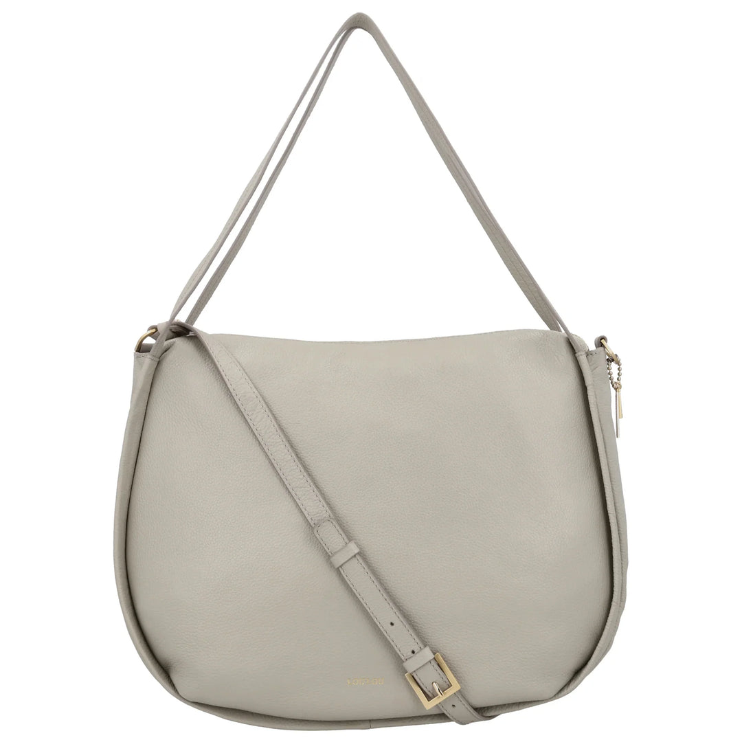 Voorkant met schouderriem van de Lou Lou LOU schoudertas tas in fog #kleur_fog