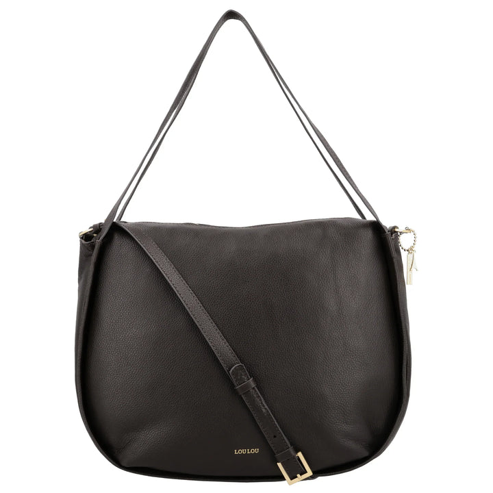 Voorkant met schouderriem van de Lou Lou LOU schoudertas tas in chocolade #kleur_chocolade