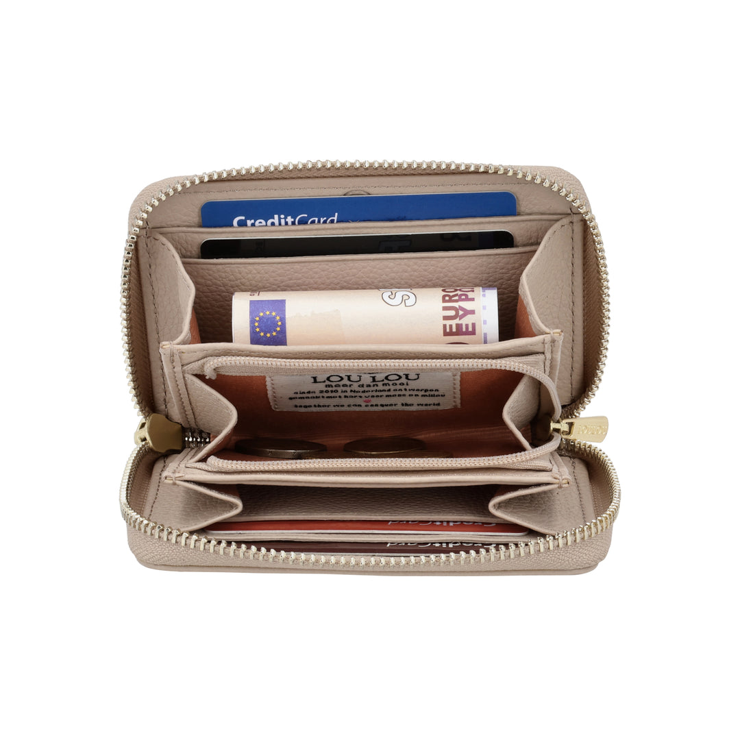 Binnenkant van de LouLou Petite Emilie portemonnee in cashmere #kleur_cashmare