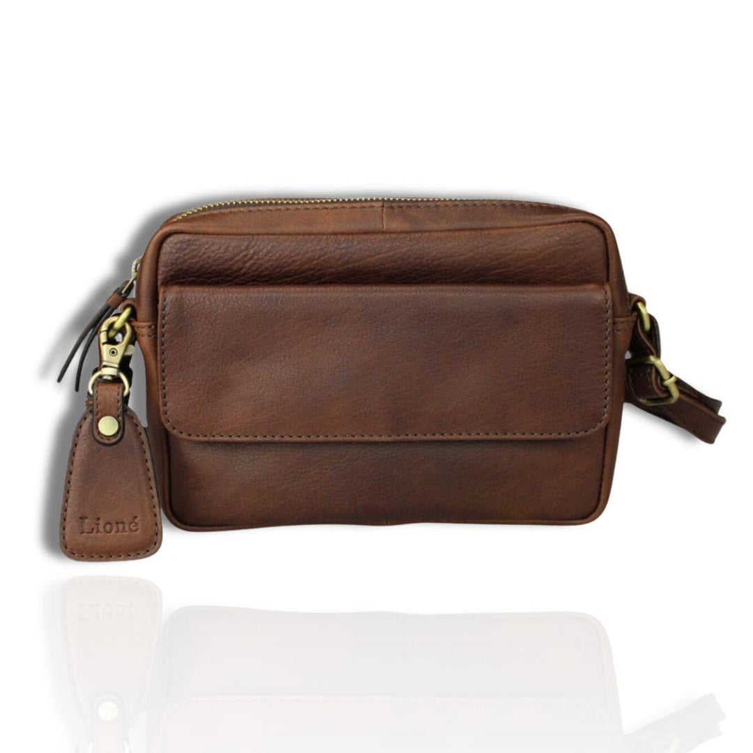 Voorkant Lioné Sara leren crossbodytas donkerbruin #kleur_donkerbruin