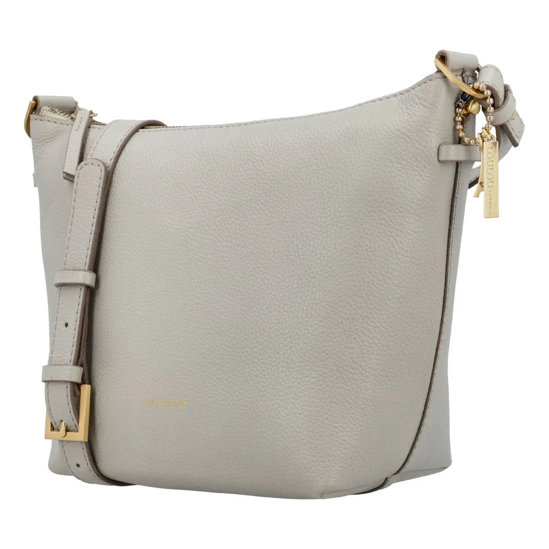 Voorzijde  van de Lou Lou Lois leren schoudertas fog #kleur_fog