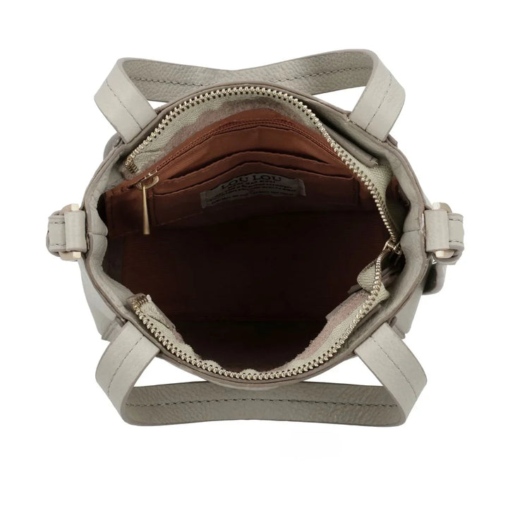 Binnenkant van de Lou Lou Naomi leren crossover tas in fog #kleur_fog