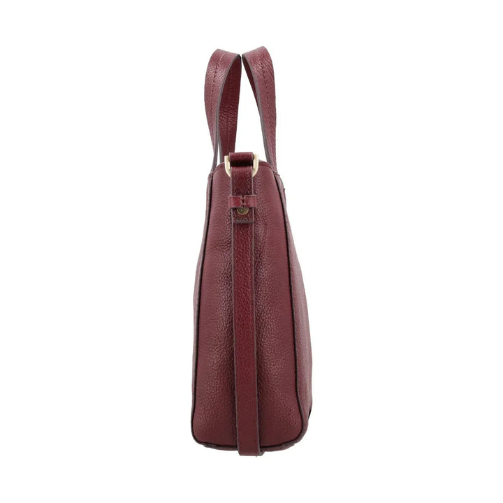 Zijkant van de Lou Lou Naomi leren crossover tas in ruby #kleur_ruby