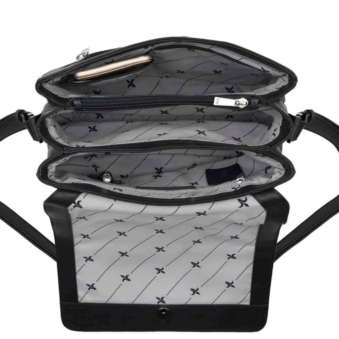 Riccardo Ferducci | 028422 | Flap bag