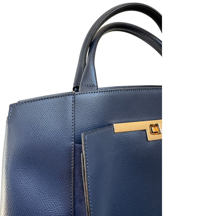 Details van de voorkant #kleur_navy