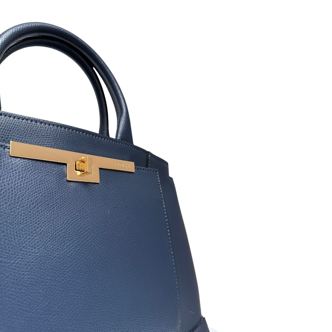 Details van de voorkant van de Ripani leren handtas navy #kleur_navy