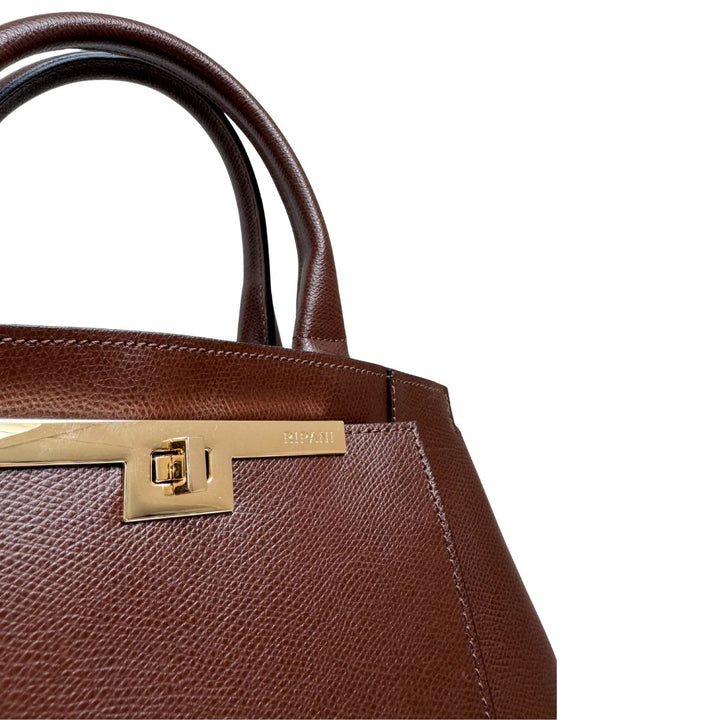Details van het materiaal van de Ripani leren handtas donkerbruin #kleur_donkerbruin