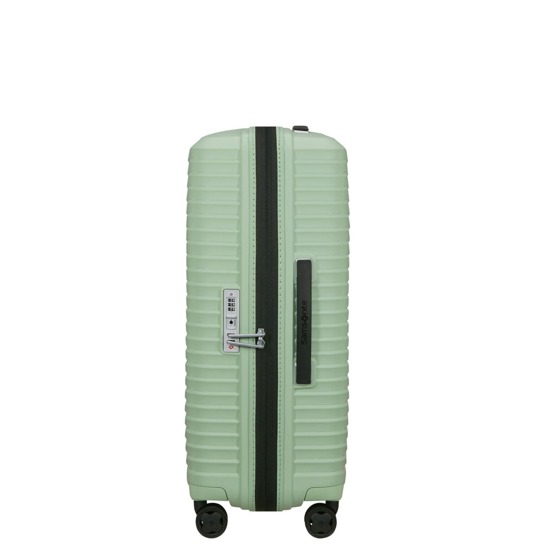 Zijkant van de Samsonite Upscape 68 middelmaat koffer in Soft-sage #kleur_soft-sage