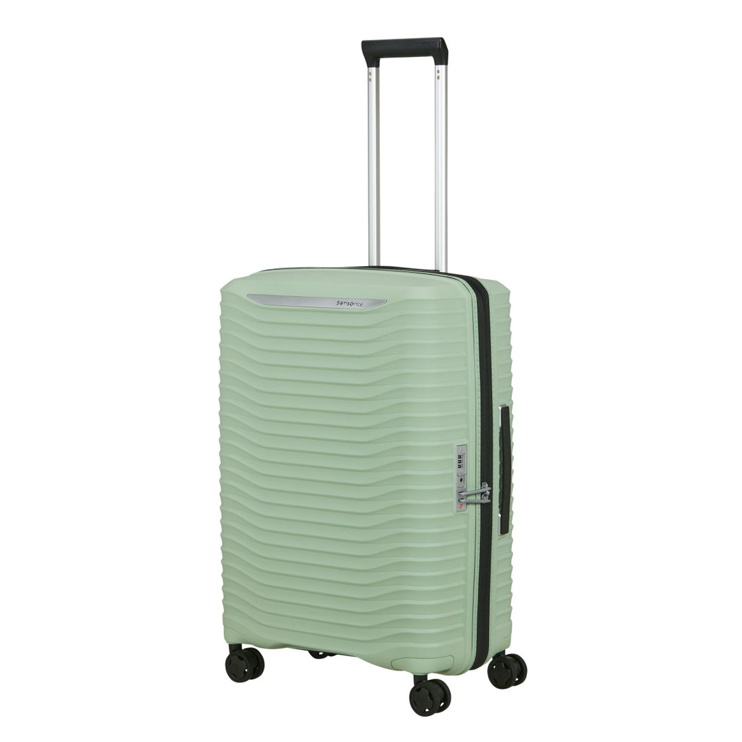 Voorzijde van de Samsonite Upscape 68 middelmaat koffer in Soft-sage #kleur_soft-sage