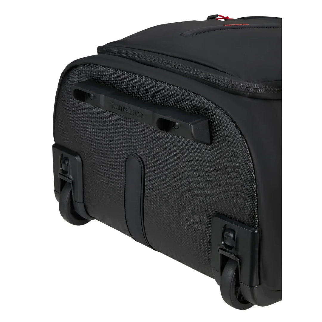 Onderkant van de Ecodiver 4 in 1 reistas in black #kleur_black