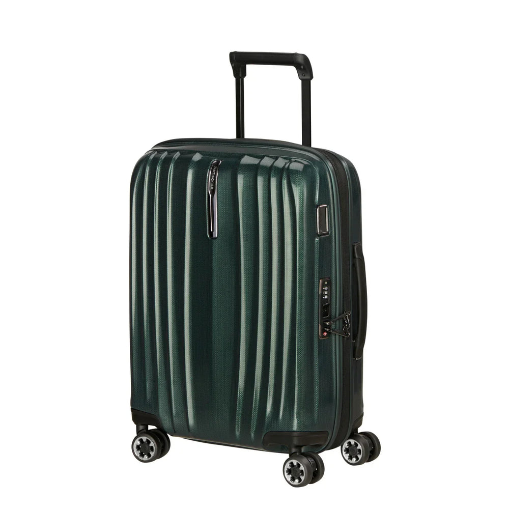 Voorzijde van de Samsonite NEXIS handbagage koffer deep-Forest #kleur_deep-forest