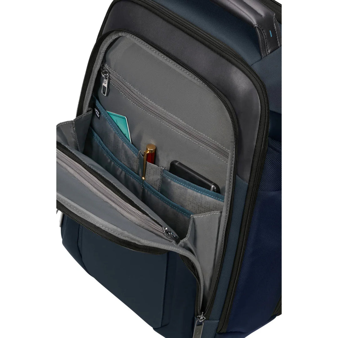 Voorvak in gebruik van de Samsonite Spectrolite 4.0  laptoptas 15,6 navy #kleur_navy