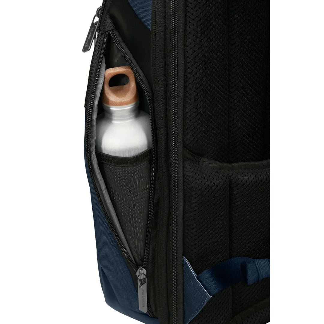 Waterfles houder van de Samsonite Spectrolite 4.0  laptoptas 15,6 navy in gebruik #kleur_navy