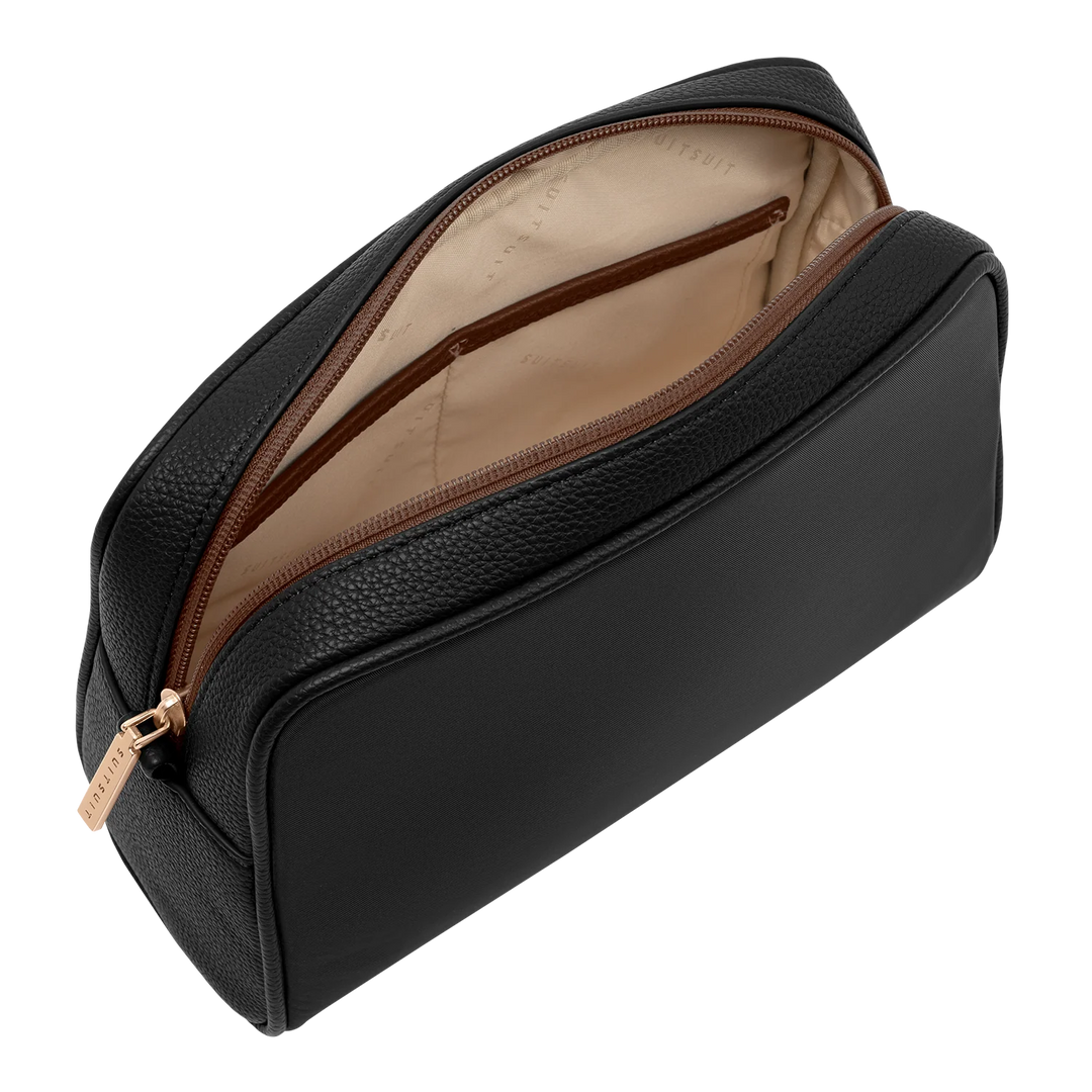 Binnenkant van de grote toilettas #kleur_black-ollive