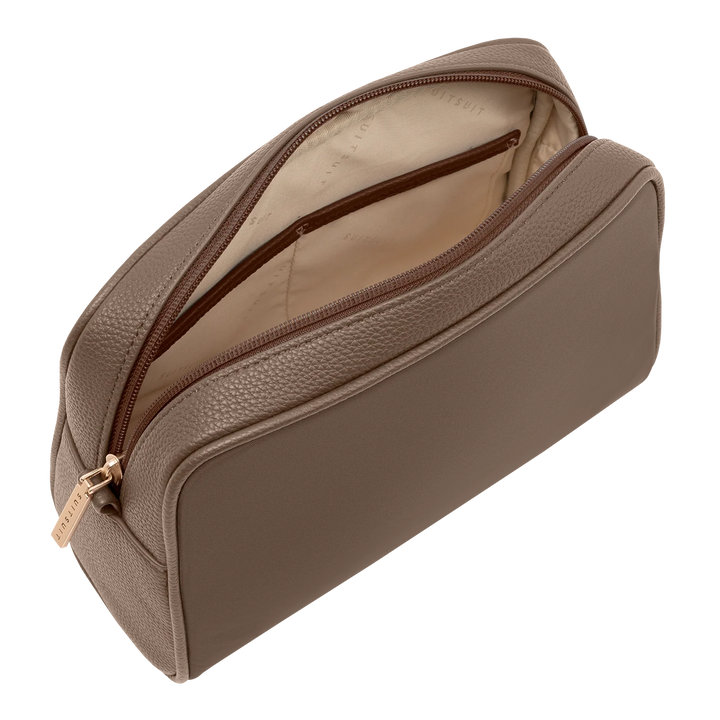 Binnenkant van het SUITSUIT beauty set in moon stone grote toilettas #kleur_moon-stone