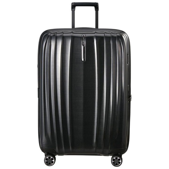 Voorkant van de grote 76 NEXIS ruimbagage koffer in het black #kleur_black