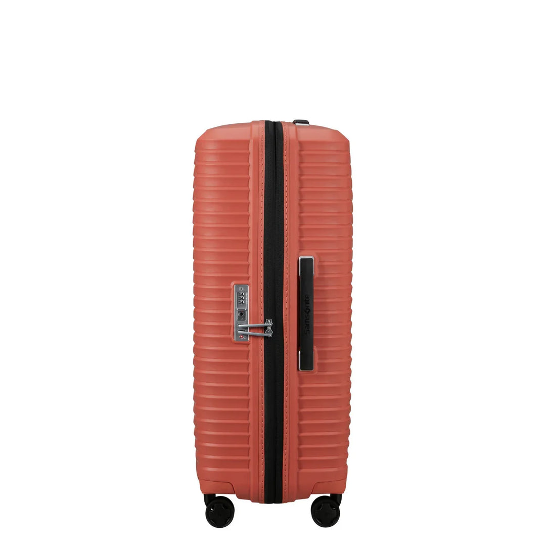 Zijkant van de Samsonite Upscape 75 in clay #kleur_clay