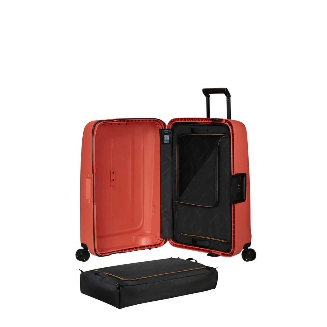 Binnenkant in gebruik van de Samsonite Essens 69 in clay #kleur_clay