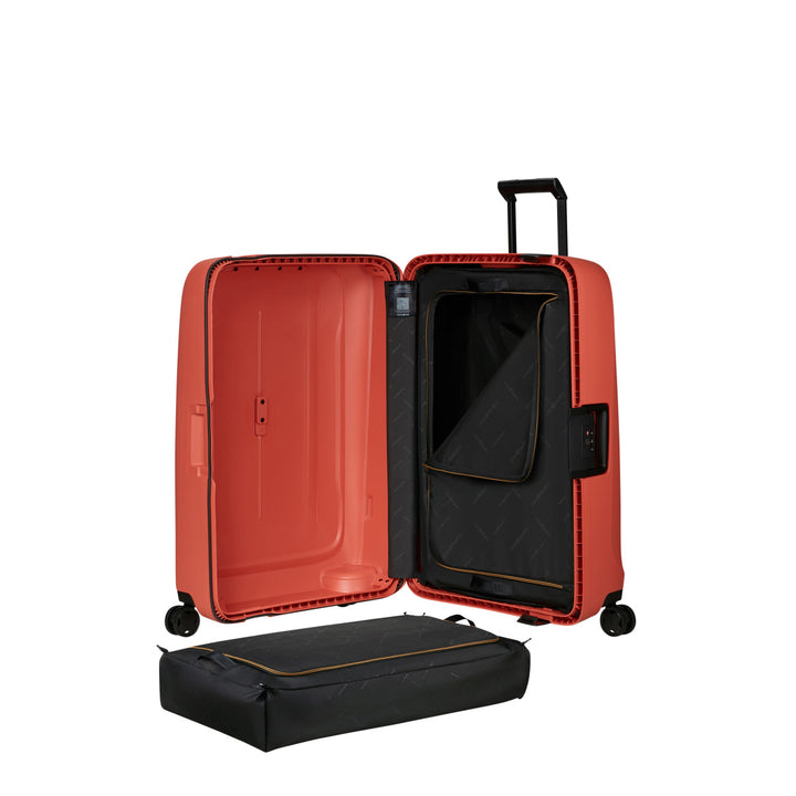Binnenkant in gebruik van de Samsonite Essens 75 in clay #kleur_clay