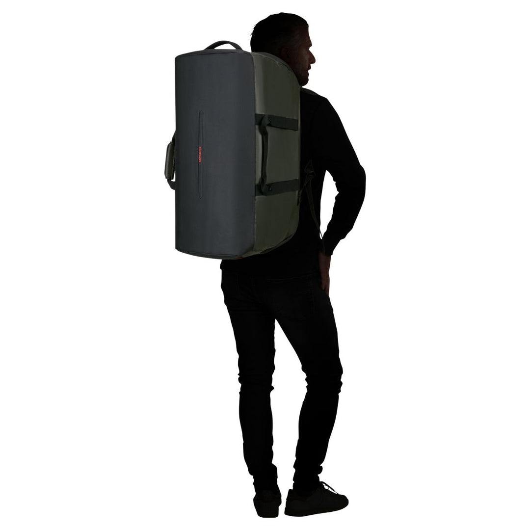 De Samsonite Ecodiver Duffle L donkergroen op de rug #kleur_donkergroen