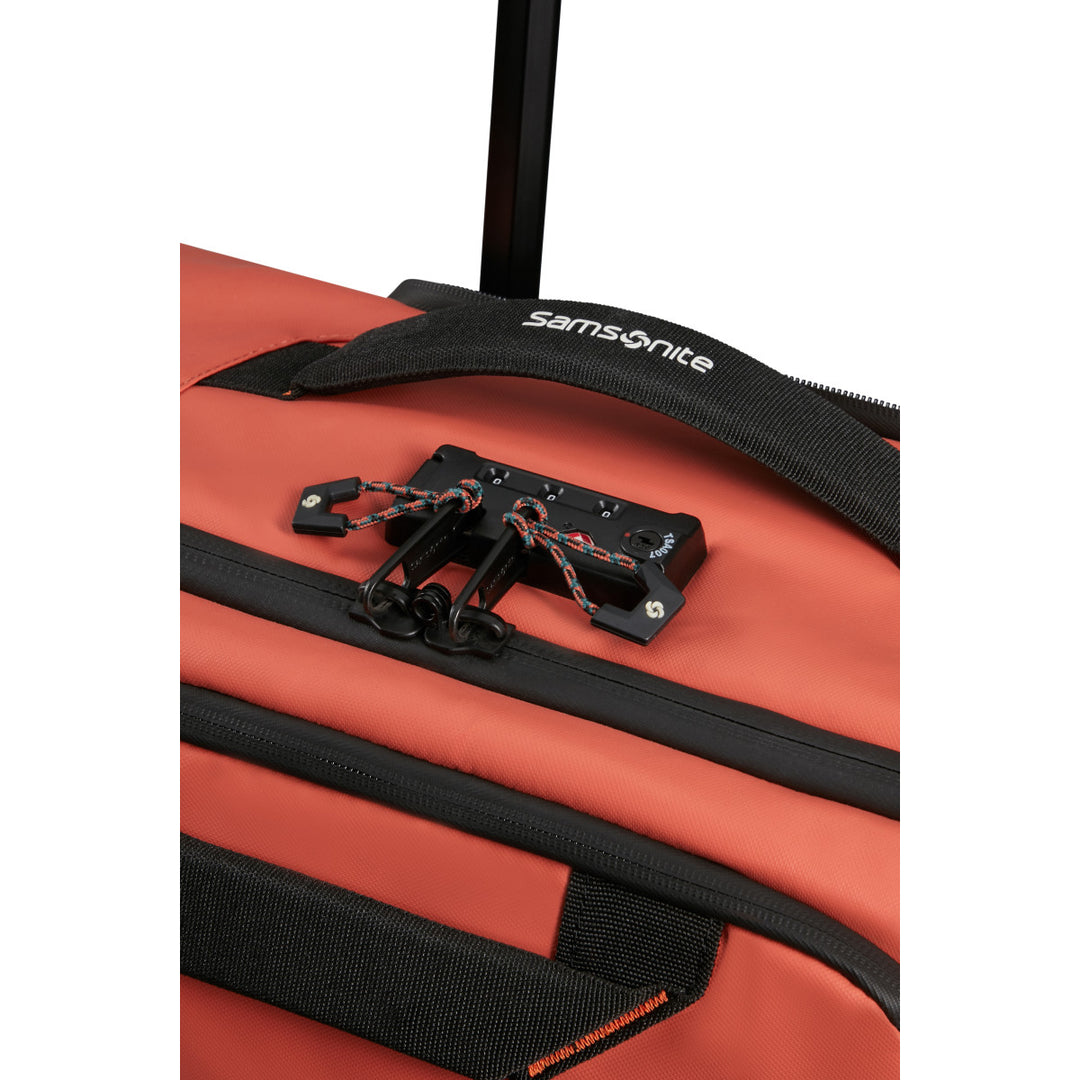 Bovenkant met TSA slot van de Samsonite ecodiver 79 reistas in clay #kleur_clay