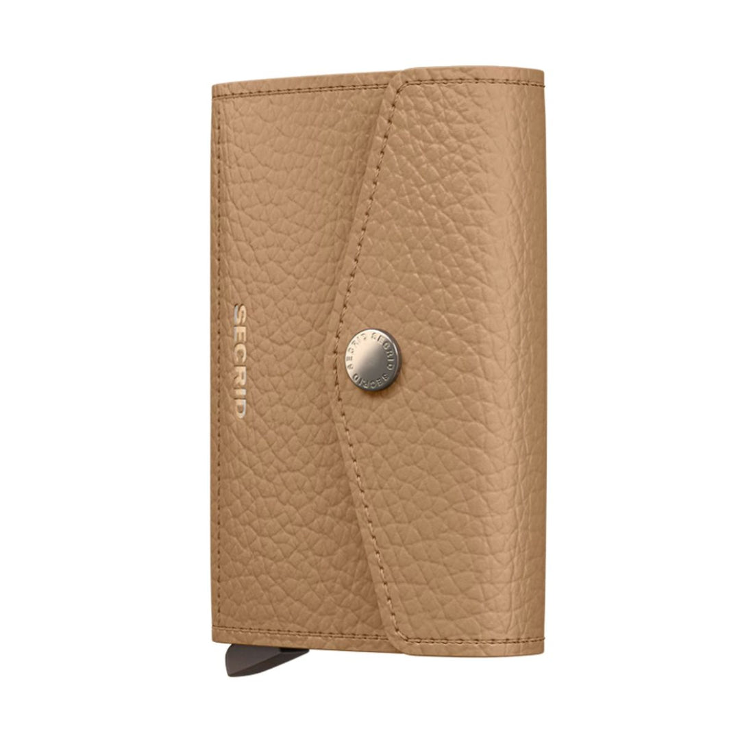 Voorkant van de Secrid Envolope mini wallet in cappuccino #kleur_cappuccino
