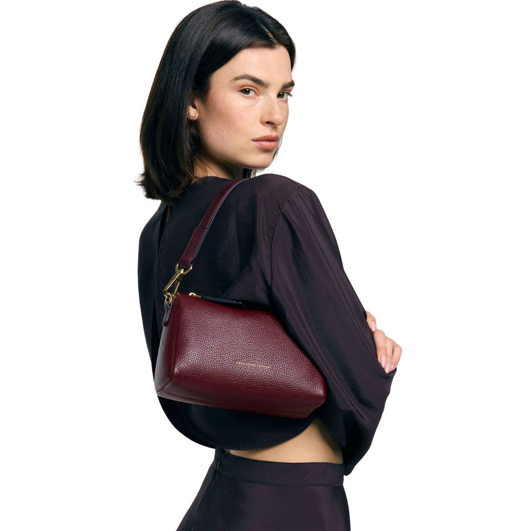 In gebruik #kleur_bordeaux