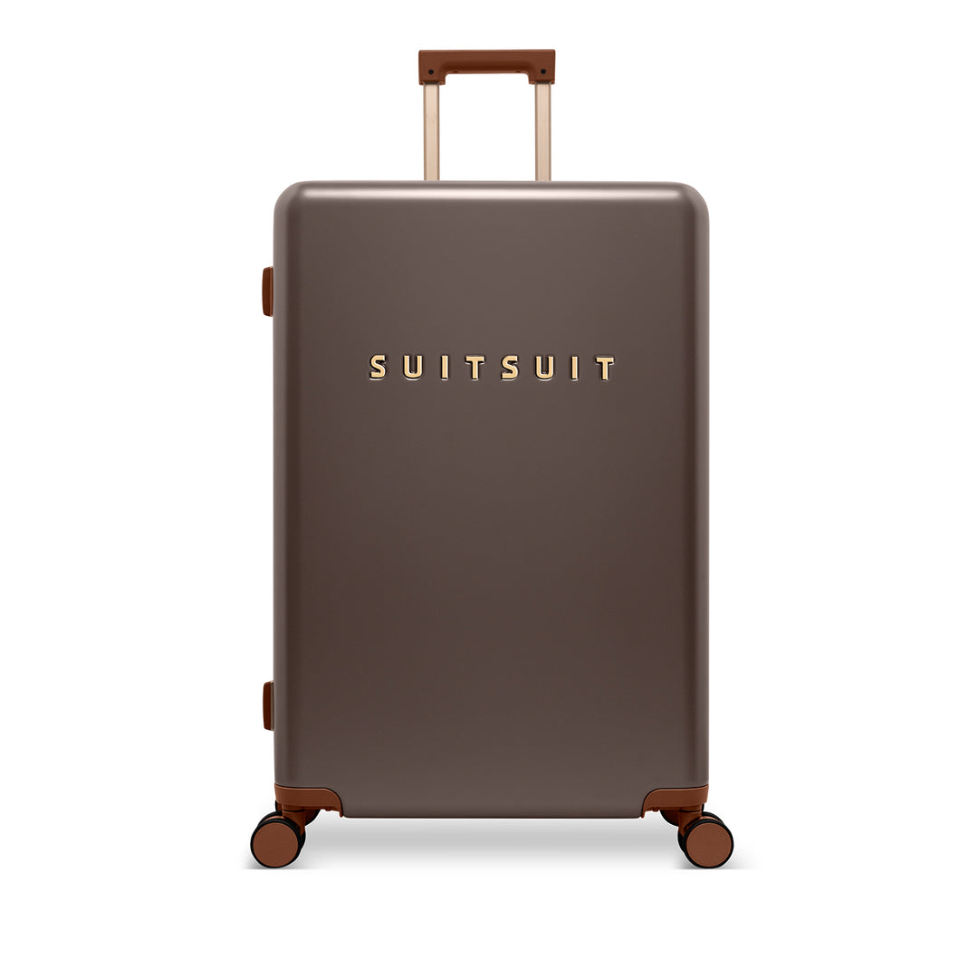 Voorkant van de grote 76 ruimbagage koffer uit de SUITSUIT Serenity collectie in chocolade #kleur_chocolade