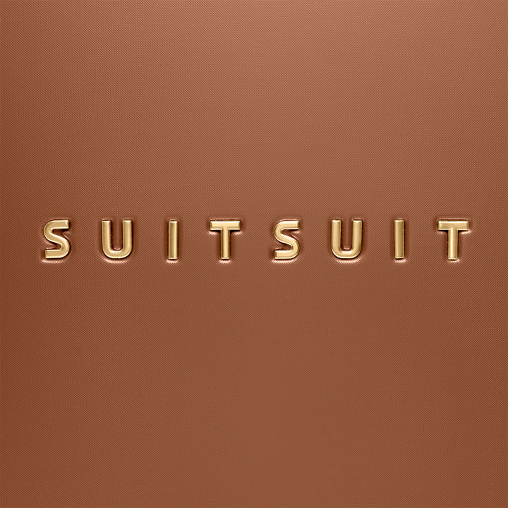 Logo van de grote 76 ruimbagage koffer uit de SUITSUIT Serenity collectie in caramel #kleur_caramel