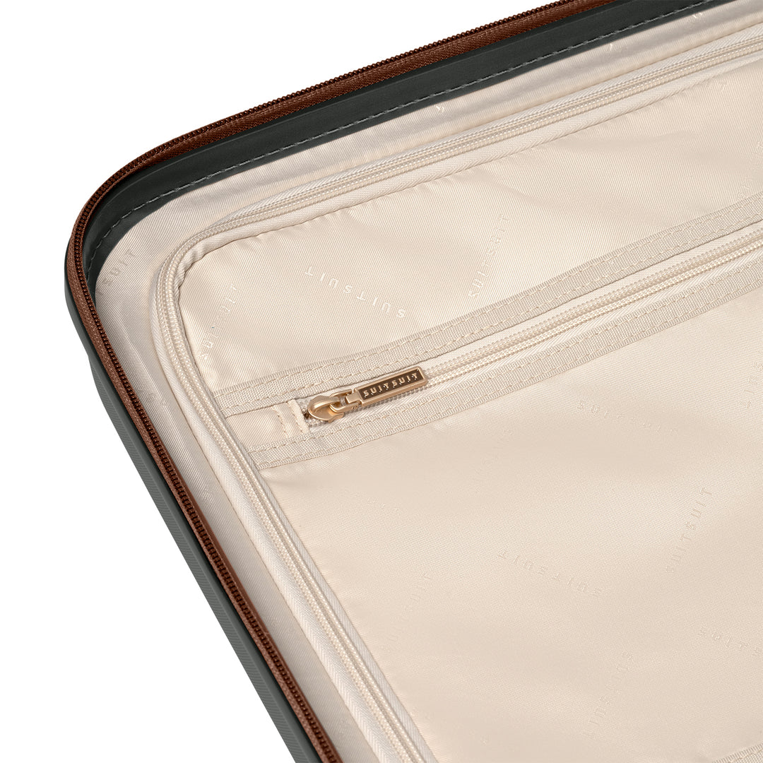 Details van de binnenkant van de SUITSUIT Serenity handbagage koffer in de kleur Atlantic-deep #kleur_atlantic-deep