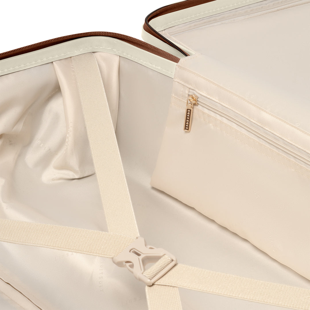 Details van de SUITSUIT Serenity middelmaat koffer 66 in whisper white #kleur_whisper-white