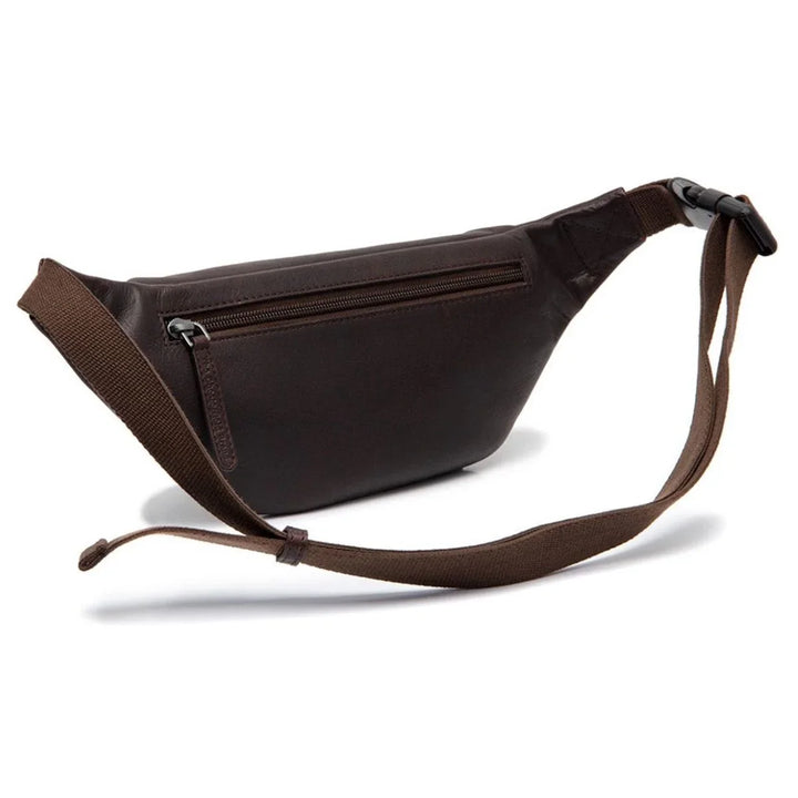 Achterkant van the Chesterfield Brana heuptas donkerbruin #kleur_donkerbruin