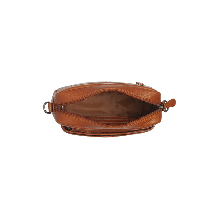 Binnenkant  van the Chesterfield Liora leren crossover cognac #kleur_cognac