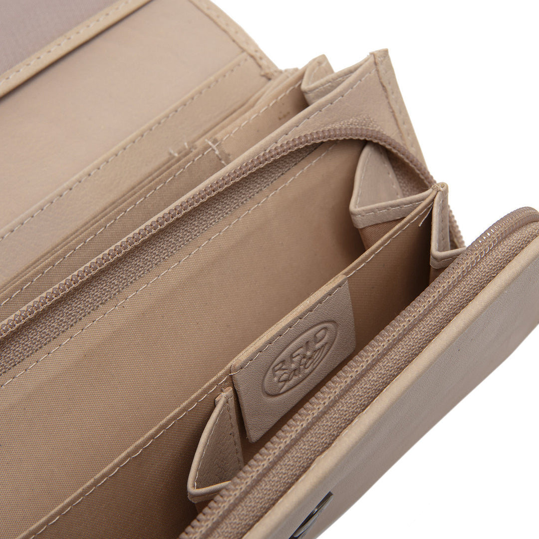 Binnenkant van The Chesterfield Valetta dames portemonnee beige #kleur_beige