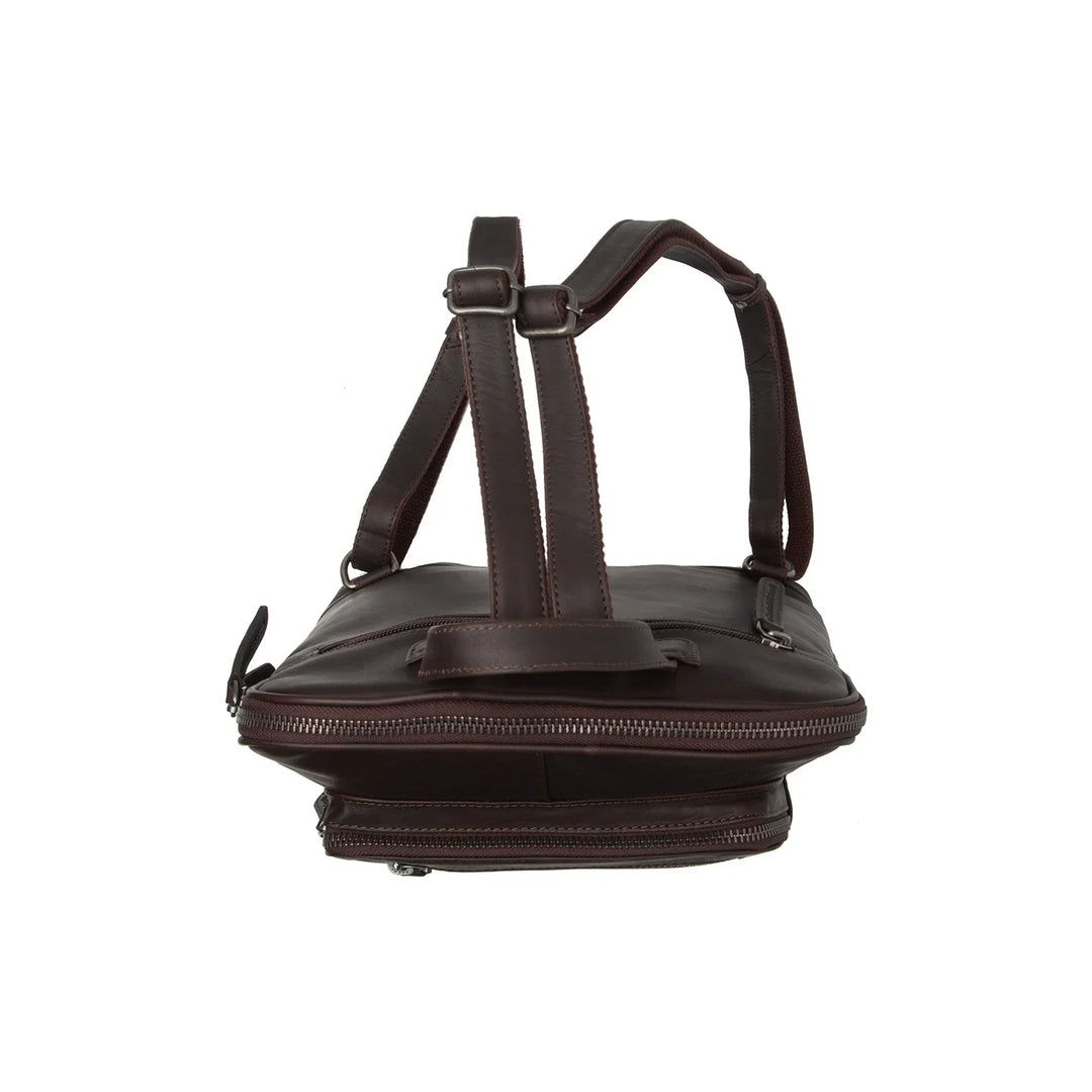 Bovenkant van The Chesterfield Floran leren rugzak in donkerbruin #kleur_donkerbruin