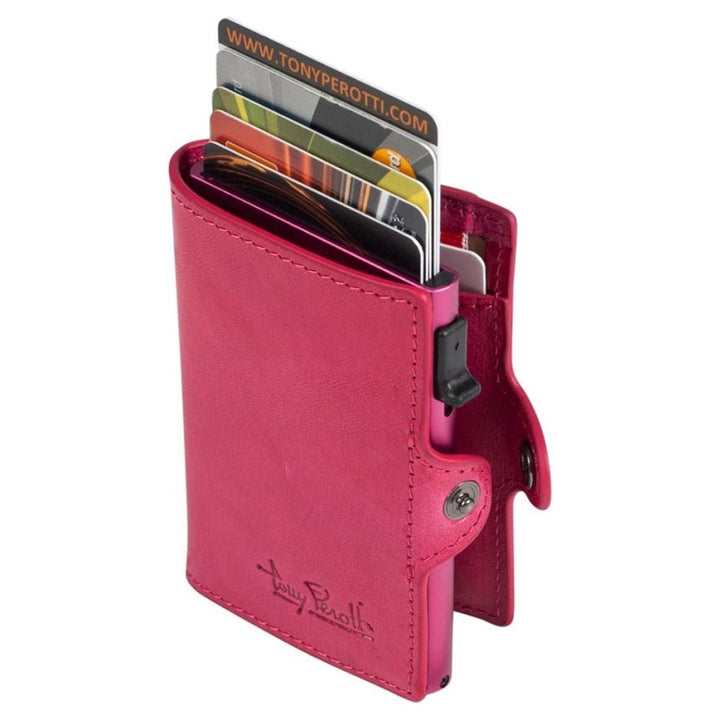 De Tony Perotti 4000 pasjeshouder roze in gebruik #kleur_roze