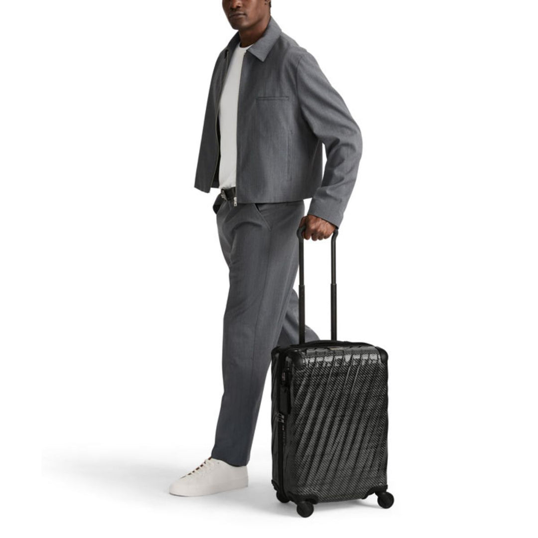 De Tumi 19 degree lite handbagage cobalt  in gebruik #kleur_cobalt